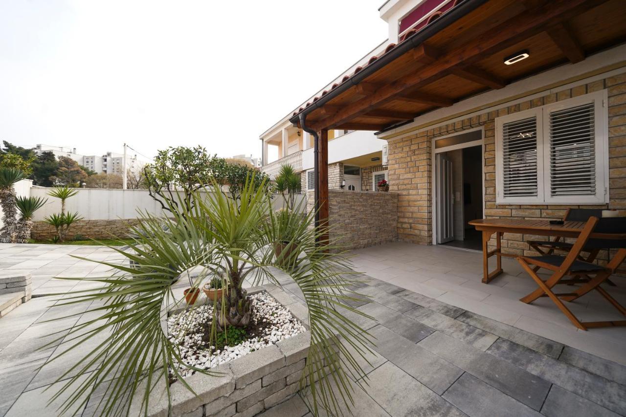 Modern With Loggia Terrace And Parking Apartment