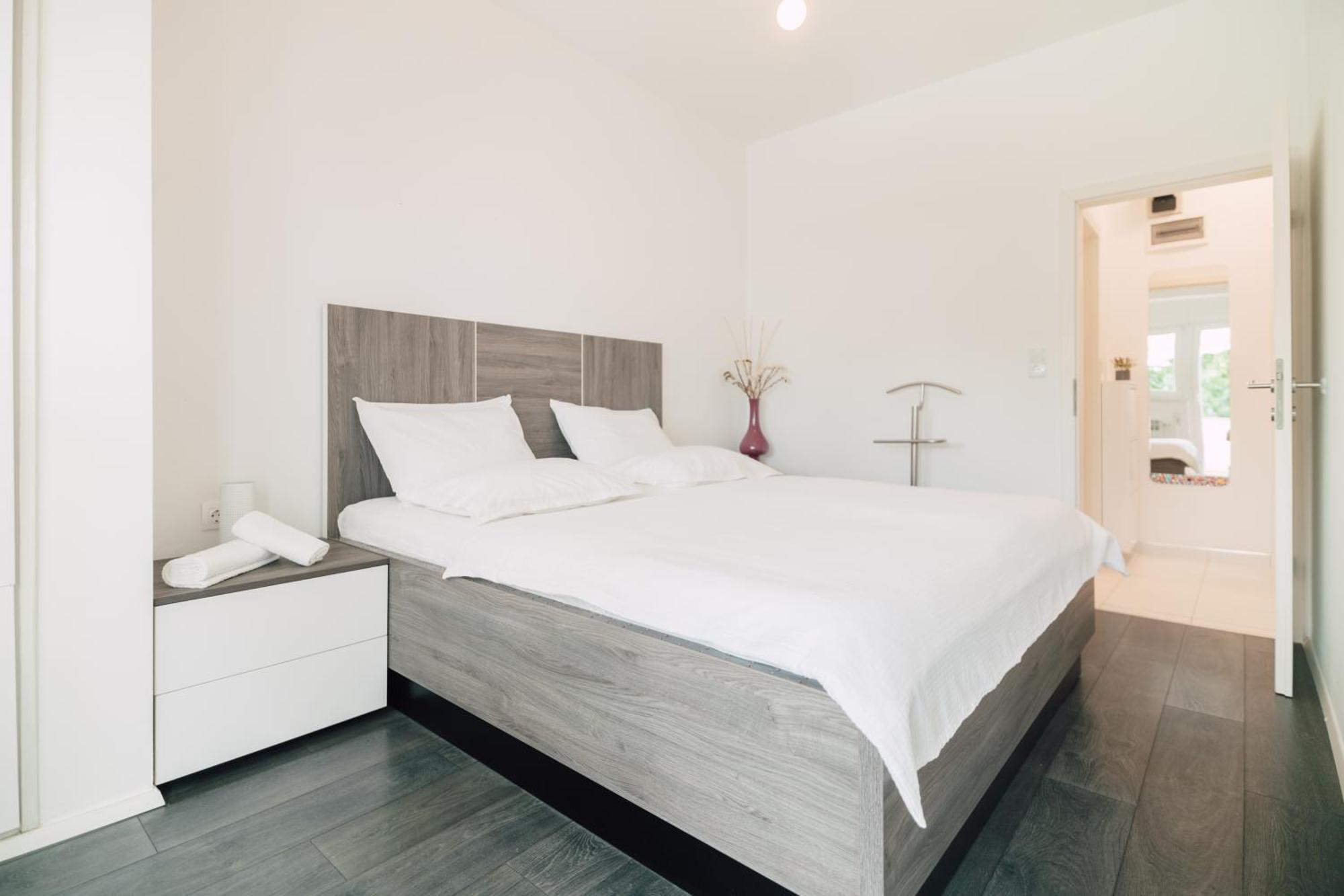 Modern With Loggia Terrace And Parking Apartmán *